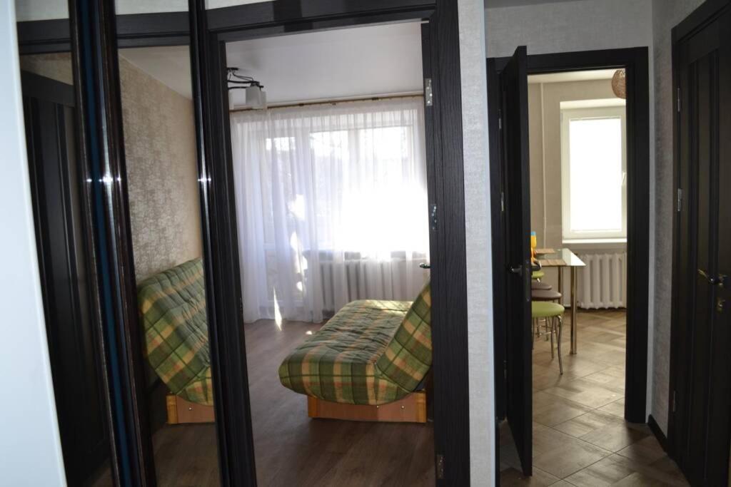 Apartment Brooklyn In カームヤネツィ・ポジーリシクィイ エクステリア 写真